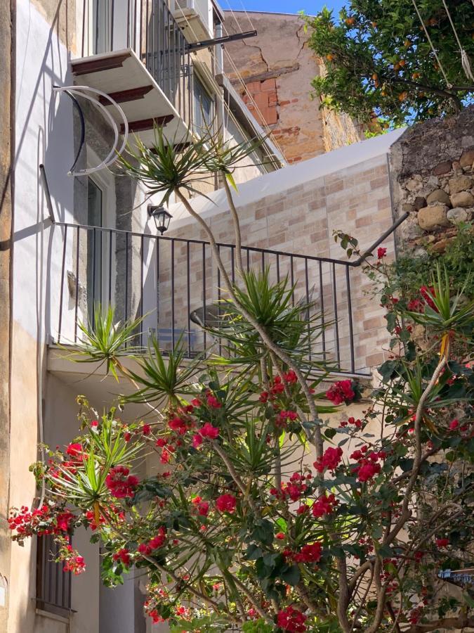 Conte'S House Apartment Cefalu Exterior photo